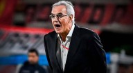 Jorge Fossati fue premiado previo al partido Universitario contra Juan Pablo II