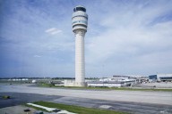 Man with AR-15 arrested for threatening to 'shoot up' major US airport: report