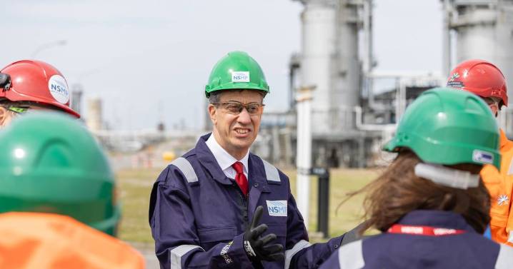 UK Government unveils plan to ‘train up next generation of clean energy workers’