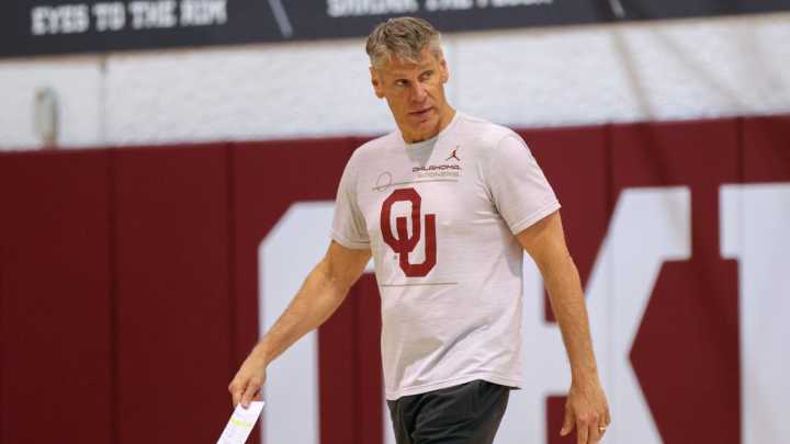 OU's Porter Moser confident in retooled Sooners entering season