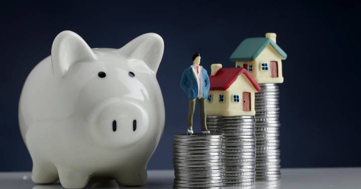 When will home equity loan rates fall below 8%? Experts offer their predictions