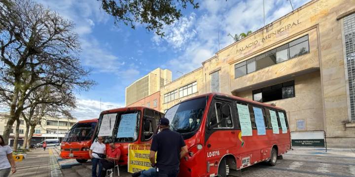 Secretario de Movilidad asegura que han cumplido compromisos buseteros