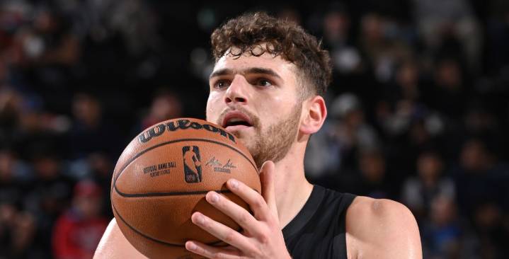 The Big Question Surrounding Trail Blazers Centers