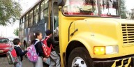 Tlajomulco impulsa transporte escolar en López Mateos y abre otras alternativas viales