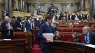 Eliminar el lenguaje inclusivo, expulsar inmigrantes o avalar un referéndum: las propuestas más polémicas que se debaten hoy en el Parlament de Cataluña