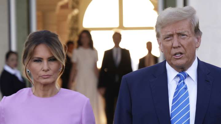 Donald & Melania Trump's Most Painfully Awkward PDA Moments