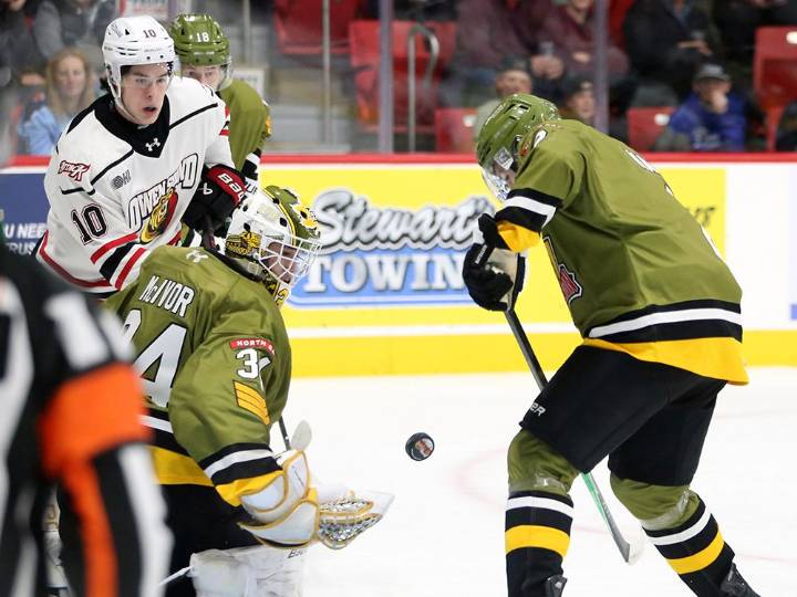 Owen Sound Attack turn up the heat on Thanksgiving weekend