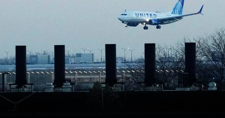 No one hurt as United Airlines plane clips tail of another aircraft in Chicago