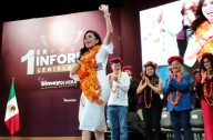 Simey Olvera, rindió informe legislativo
