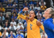 Pitt volleyball survives five sets for dramatic reverse sweep over Notre Dame