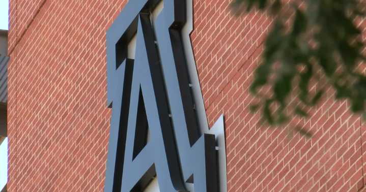 University of Arizona asked by White House to sign agreement for favorable access to funds