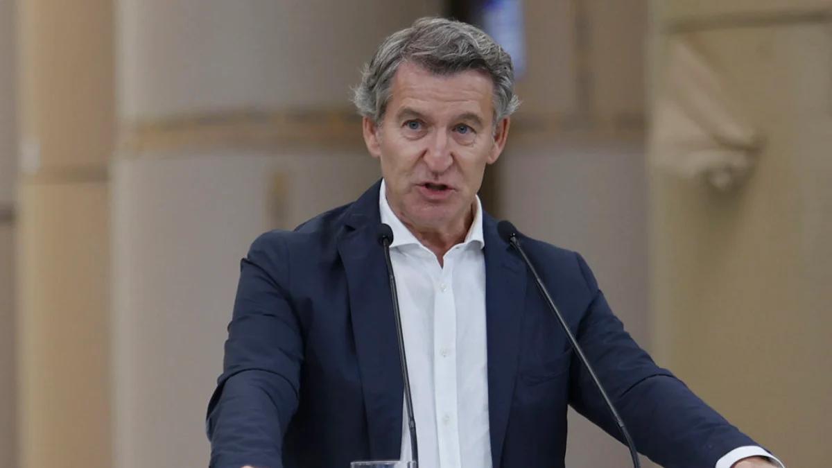 Autónomos, vivienda o inmigración: todas las propuestas de Feijóo para atraer a las clases medias y distanciarse de Vox