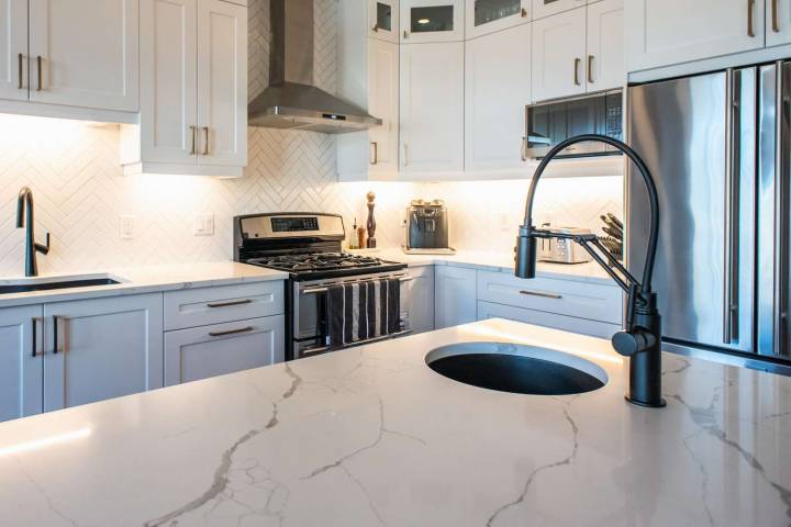 How to Clean Quartz Countertops: 8 Steps