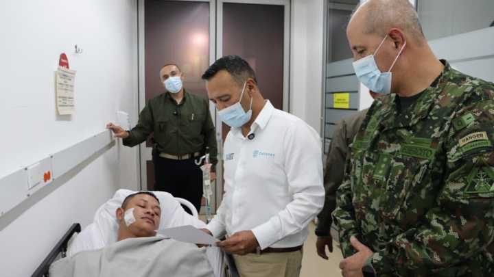 Ministro de Defensa visitó a soldados heridos en ataque en El Patía, Cauca
