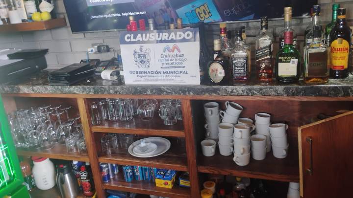 Clausuró Gobernación Municipal Bandidos Barber por vender alcohol sin permiso y otros 6 establecimientos