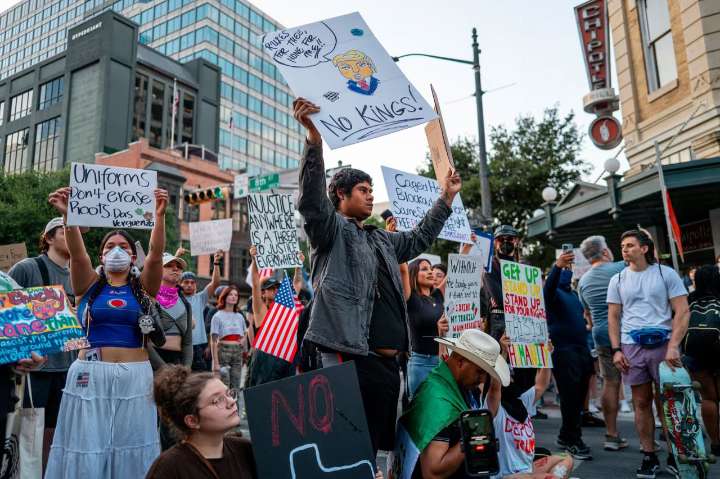"No Kings": millones se movilizan contra los ataques de Trump en miles de ciudades de Estados Unidos