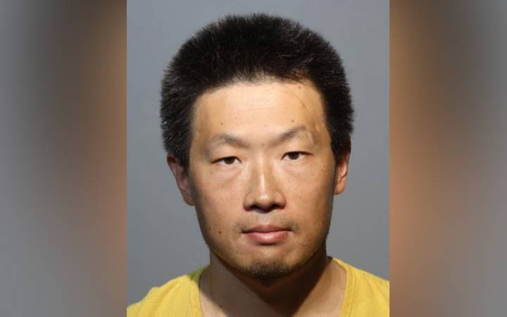 Cops: UCF professor arrested after chasing middle schooler