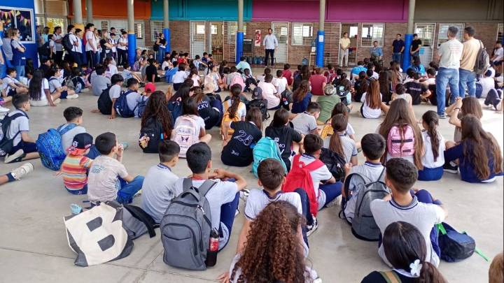 Unos 300 chicos participaron de las olimpíadas matemáticas del Centro Educativo Cuatro Vientos