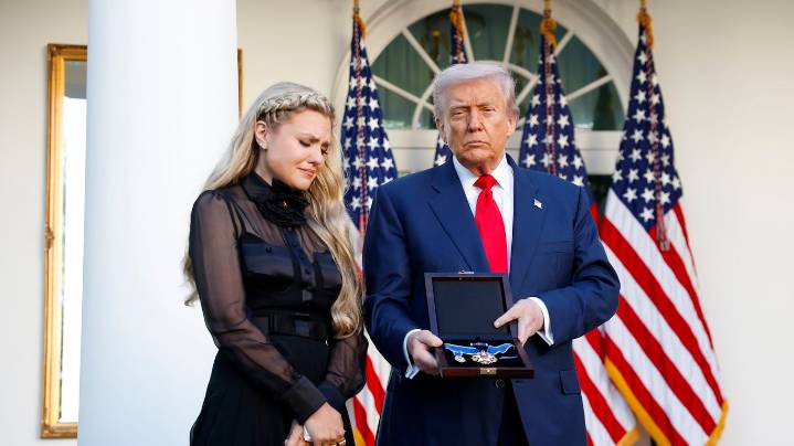 "Best birthday gift": Charlie Kirk posthumously awarded Presidential Medal of Freedom