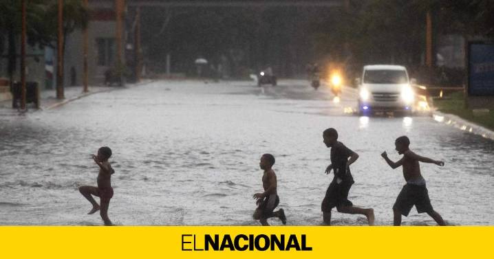 Las imágenes más impactantes del huracán Melissa, que arrasa Jamaica con mucha fuerza