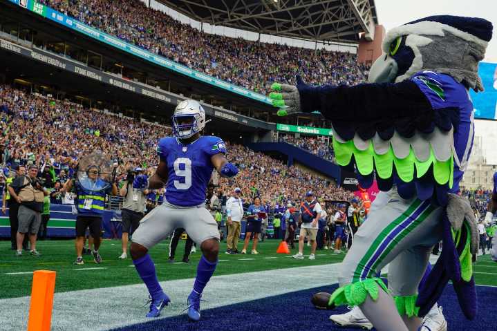 Where to watch Seahawks vs Buccaneers streaming free today; spread, odds