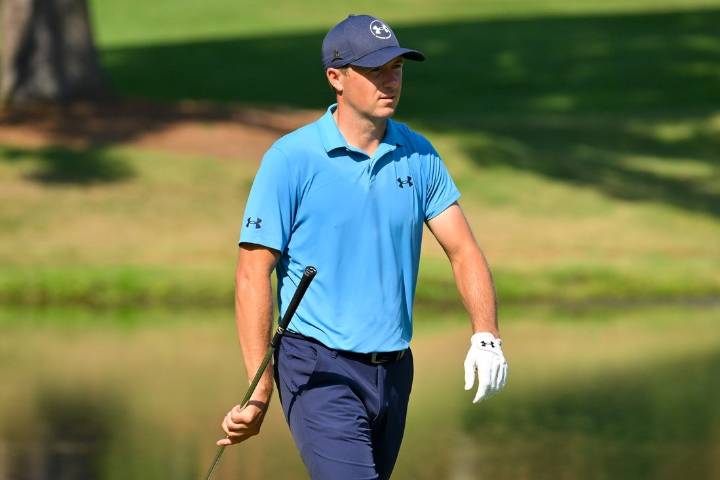 Deadspin | Tiger Woods not in field as Jordan Spieth joins Hero World Challenge