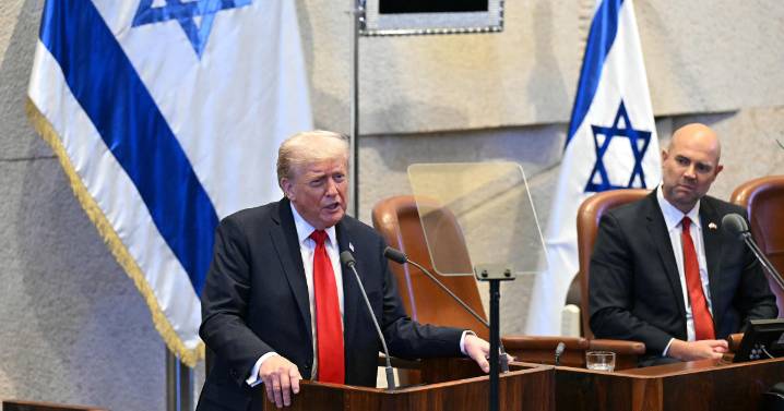 Trump proclama ante la Knéset «el amanecer histórico de un nuevo Oriente Medio» y pide indultar a Netanyahu