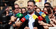 Santiago Abascal pide a Juanma Moreno su dimisión y que convoque elecciones en Andalucía