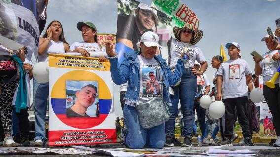 Familiares de colombianos presos en Venezuela protestaron en Puente Simón Bolívar