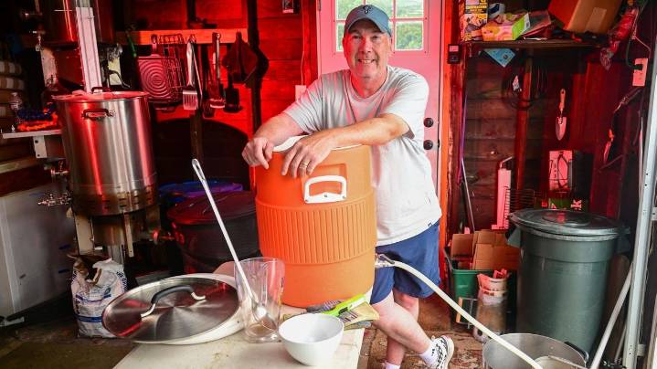 How to become a Long Island home beer brewer