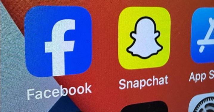 District Attorney charges former Jefferson Parish deputy with sexting 14