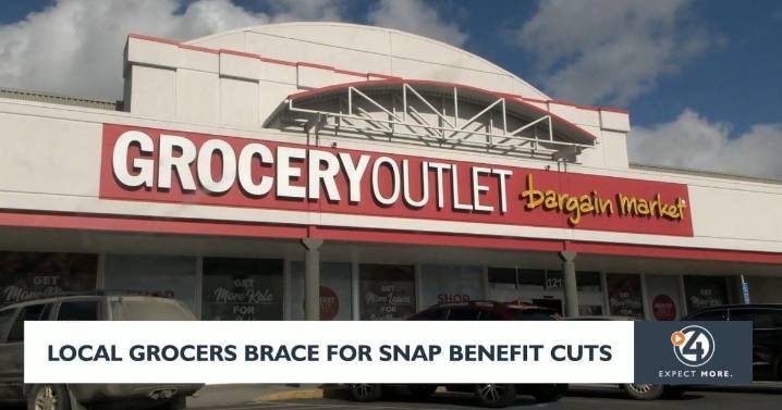 Local grocery stores prepare for potential SNAP benefits disruption