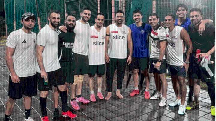 MS Dhoni to Mumbai Indians?: Fans left stunned as CSK legend spotted in MI jersey