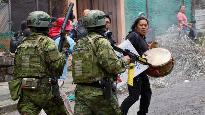 Ecuador: más de 20 días de paro nacional en medio de represión y militarización