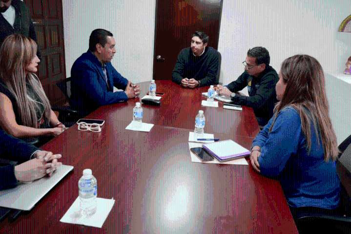 Lleva Gobierno estatal asesoría jurídica gratuita a Villa de Pozos