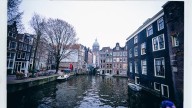 Vecinos de Amsterdam denuncia a la ciudad en un intento de reducir la masa de turistas