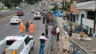 Provoca accidente exceso de dimensiones en carga de un tráiler
