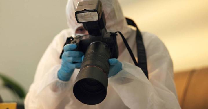 Woman lives with mummified corpse for weeks 'before head comes off'