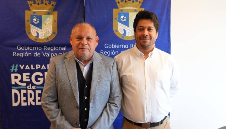 Electromovilidad, trenes y conectividad rural marcan reunión entre el Gobernador de Valparaíso y el nuevo Seremi de Transportes