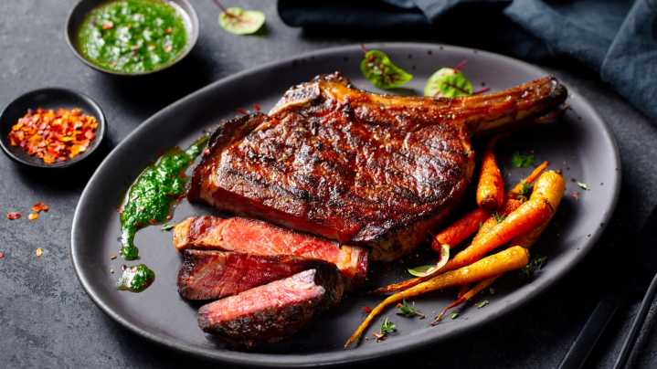 Why You Should Taste Your Steak Before Adding Sauce To It