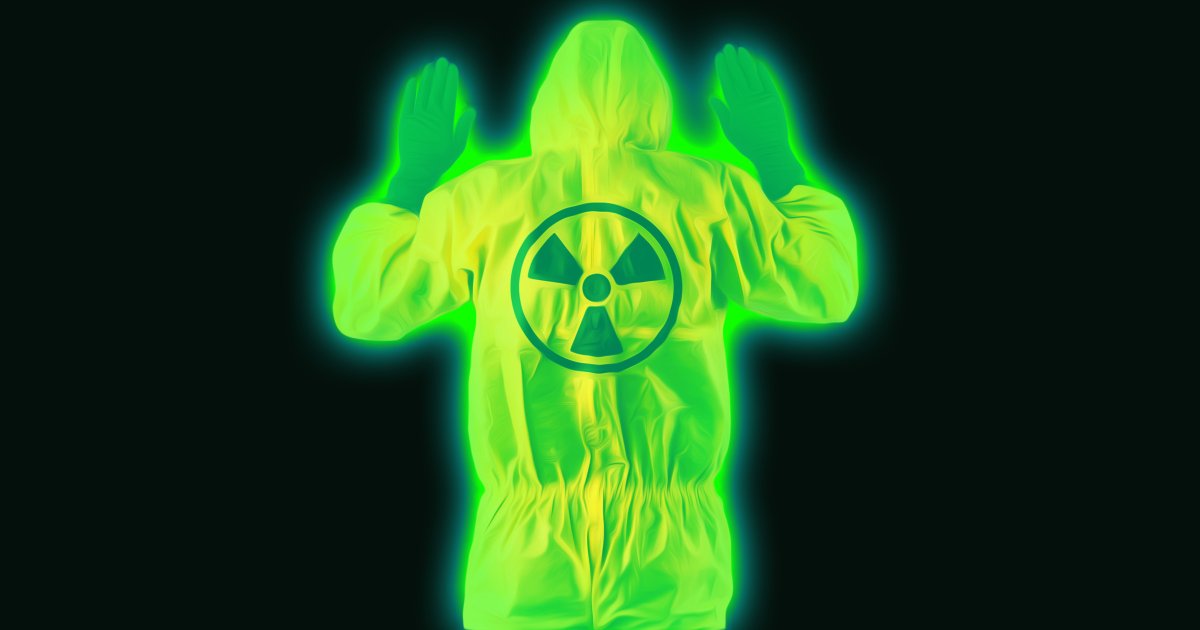 Worker Falls Into Nuclear Reactor, Drinks a Little “Cavity Water”