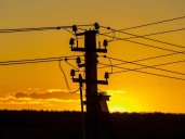 Govt to let consumers choose their own power supplier from 2026