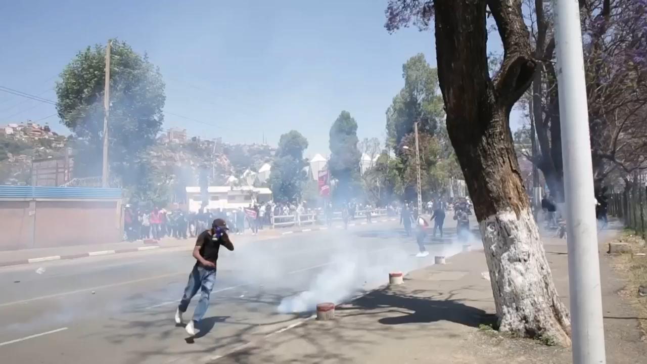 Madagascar's Gen Z protesters clash with police as they call for president to step down