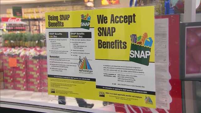 LIVE: More than 1M in Mass. losing SNAP benefits; gov. working on contingency plan