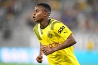 Moukoko contra su Dortmund