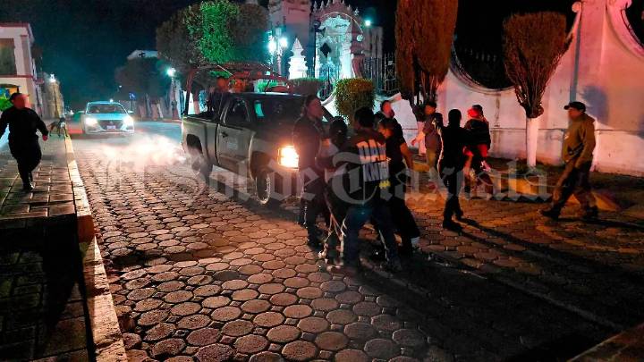 Riña en Santa Cruz Techachalco deja dos lesionados y un detenido tras intervención policiaca