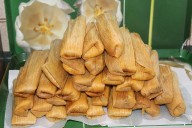 Mujer maltratada da de comer tamales de perro a familia de su esposo