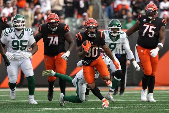 Zac Taylor explains why the Bengals have revived their running game: News roundup