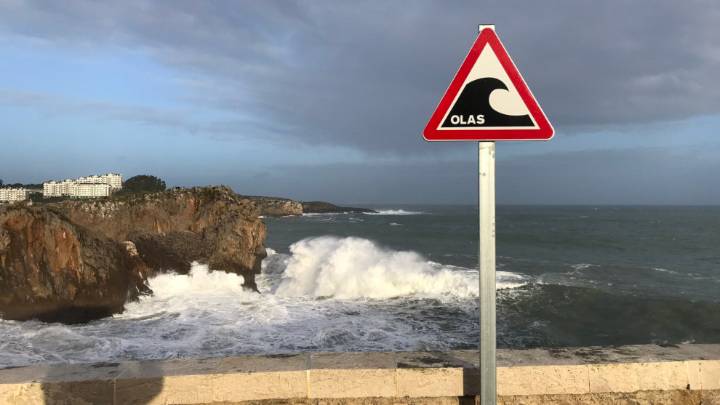 El litoral está este domingo en aviso amarillo por costeros