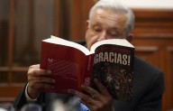 AMLO se hace presente en la FIL Zócalo